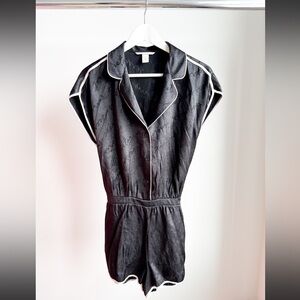 Victoria’s Secret Black Tonal Script Satin Romper Pale Pink Piping M Signature